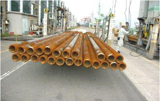 Steel pipes on pallet